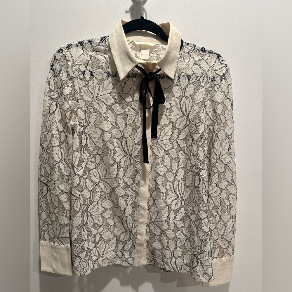 H&M cream long sleeve lace blouse